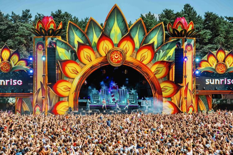 Pre-Registreer voor Sunrise Festival 2026!